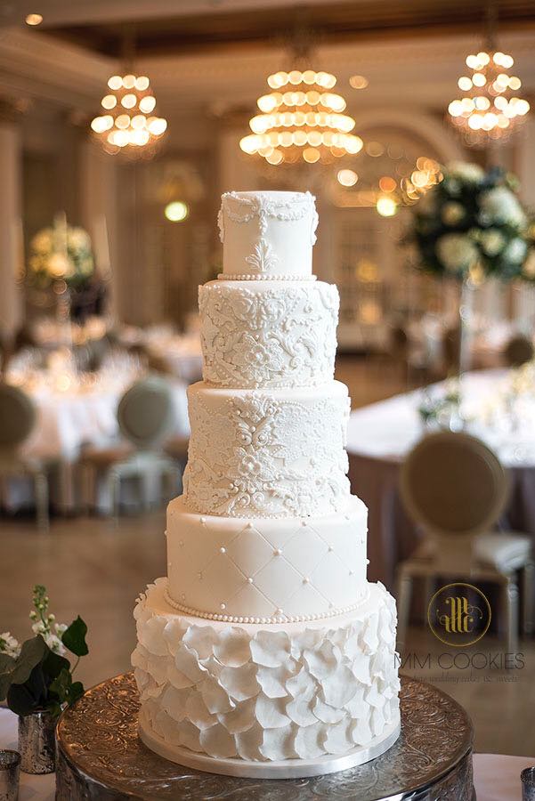 Luxury Wedding Cake MMCookies
